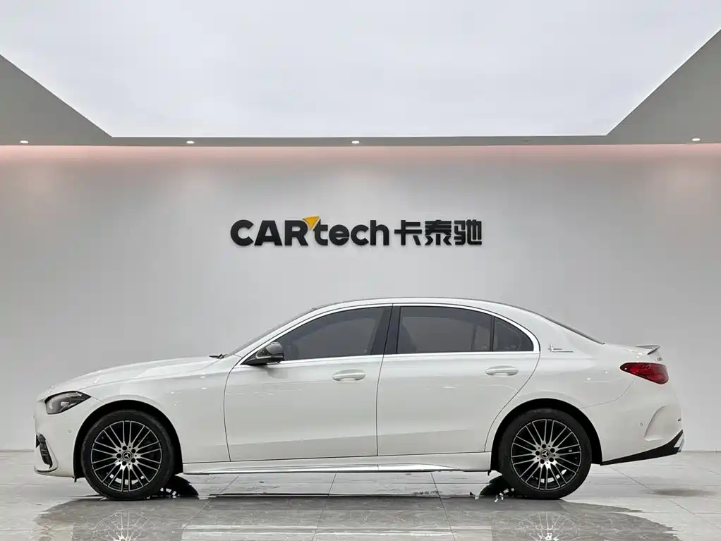 Mercedes-Benz C-Class — фото 2