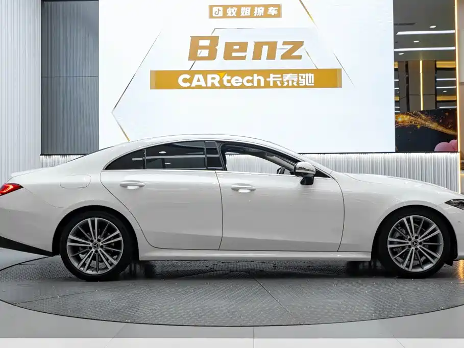Mercedes-Benz CLS — фото 4