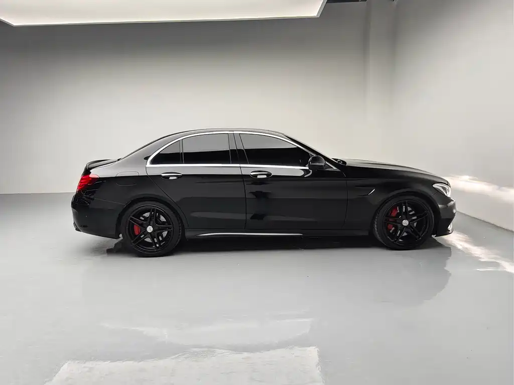 Mercedes-Benz C-Class AMG — фото 10