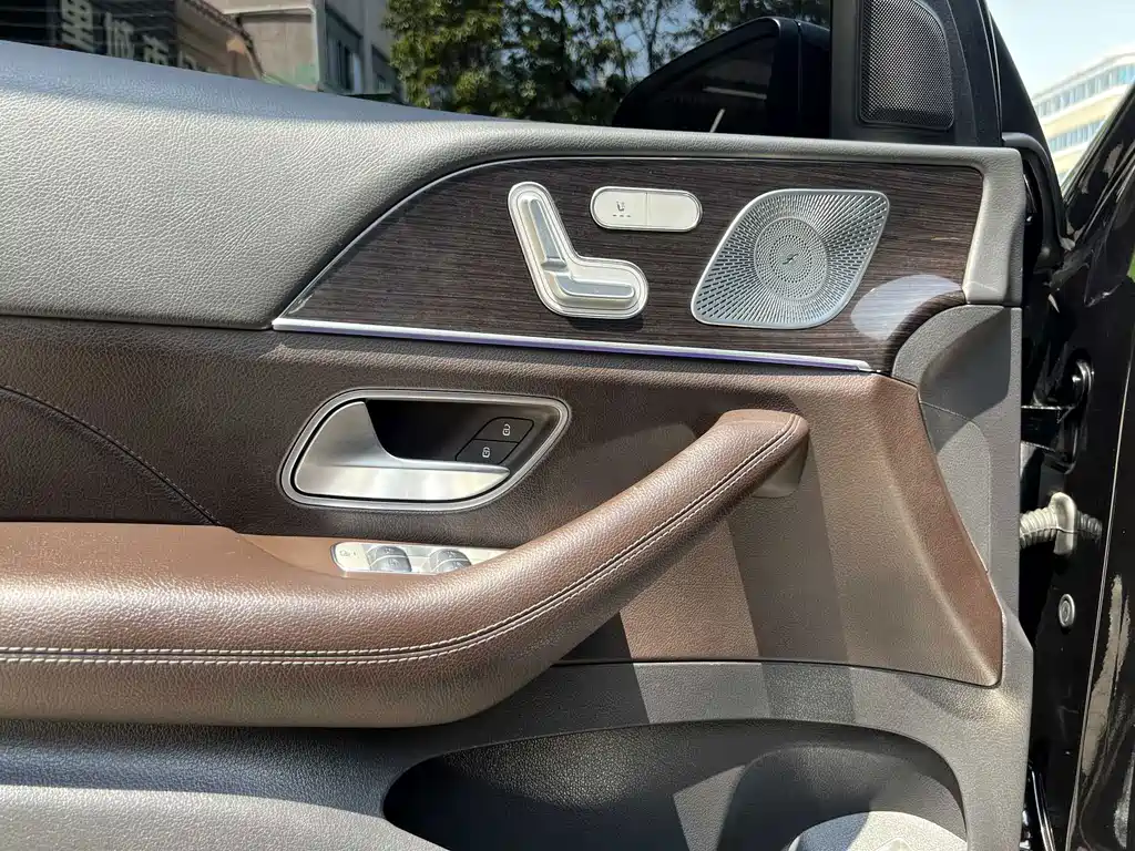 Mercedes-Benz GLE (Import) — фото 10