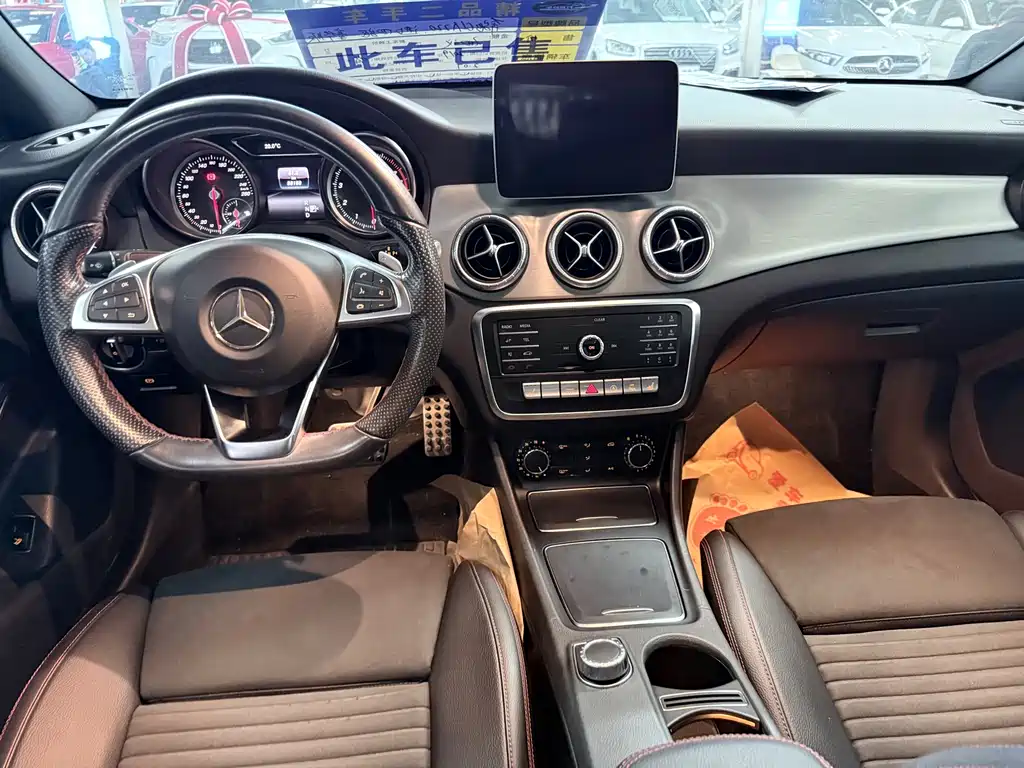 Mercedes-Benz CLA (Import) — фото 13