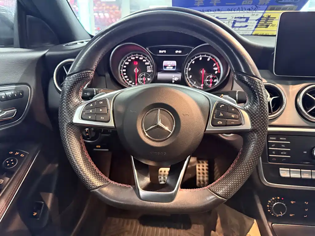 Mercedes-Benz CLA (Import) — фото 14