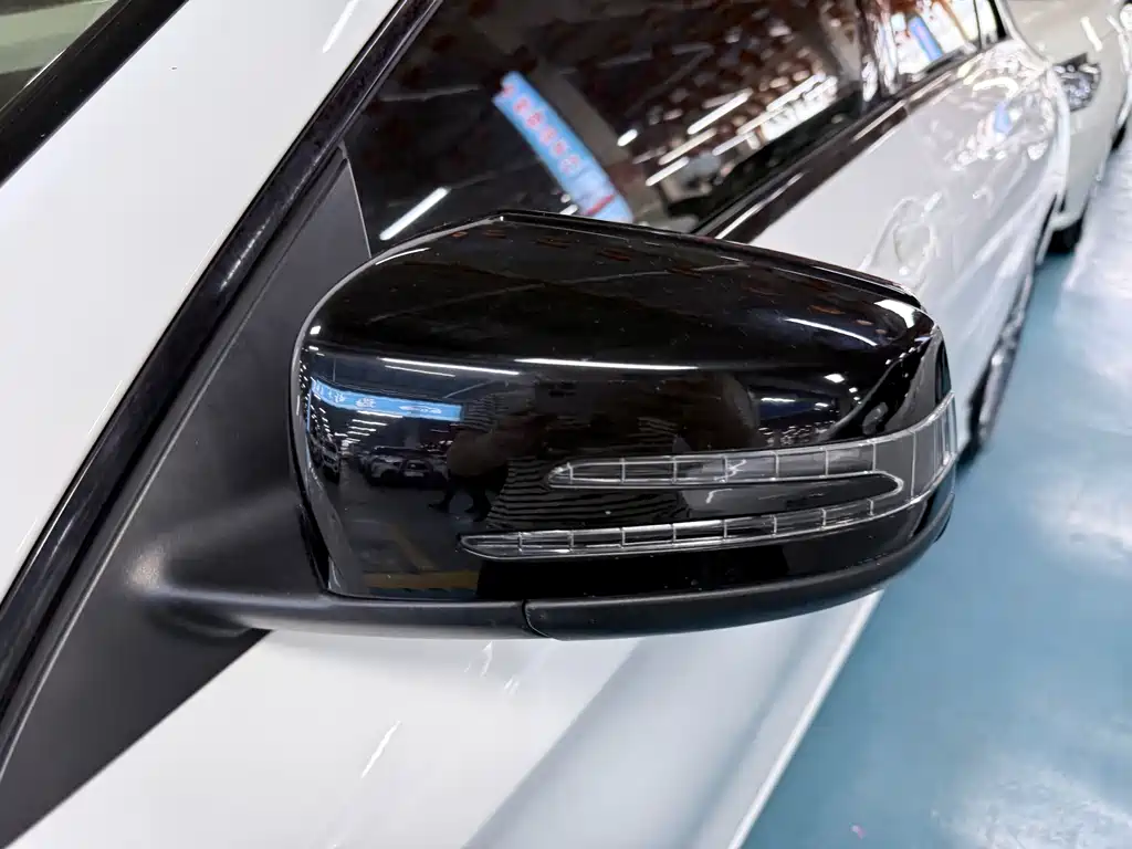 Mercedes-Benz CLA (Import) — фото 6
