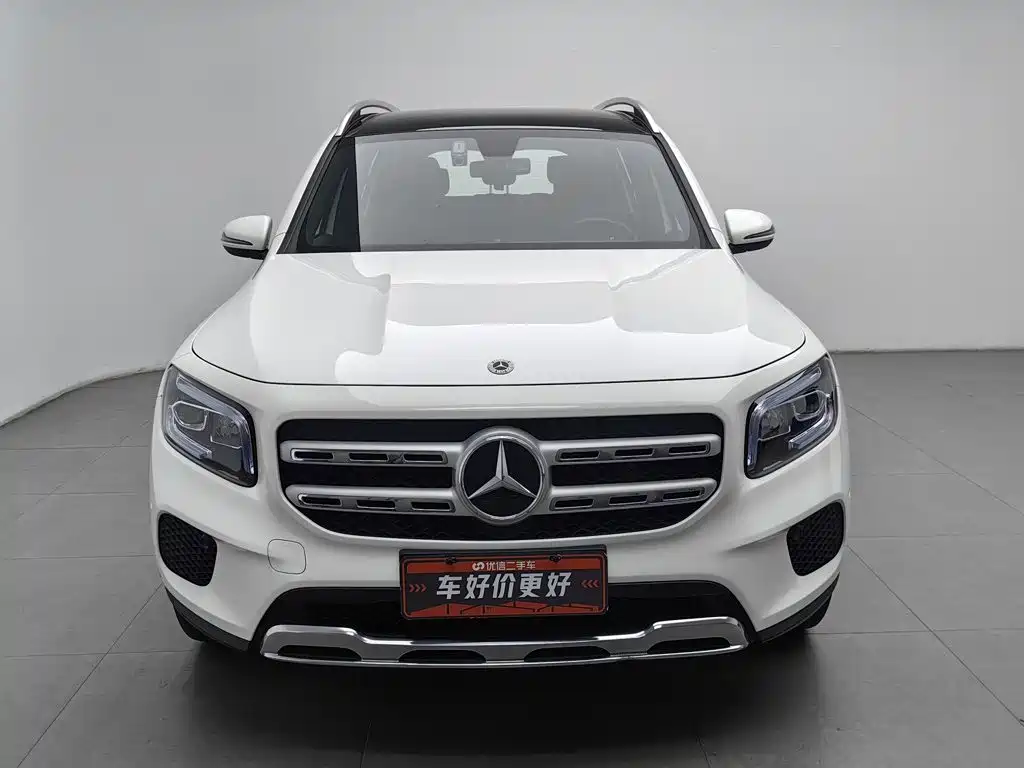 Mercedes-Benz GLB — фото 3