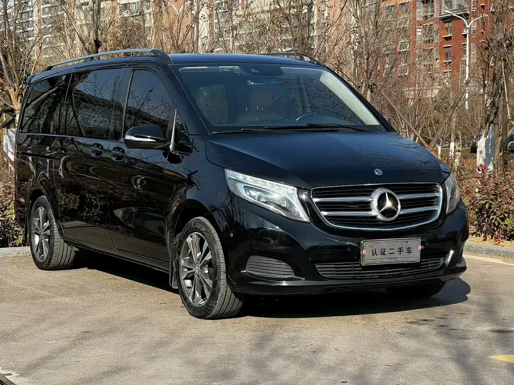 Mercedes-Benz V-Class — фото 3