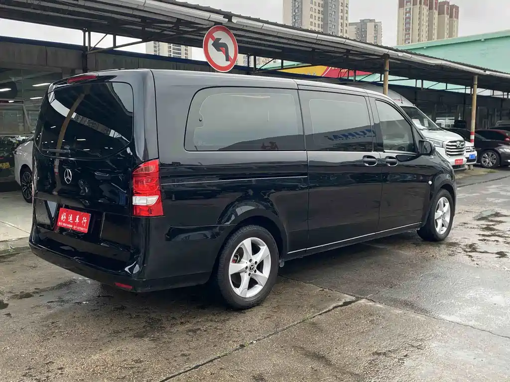 Mercedes-Benz Vito — фото 12
