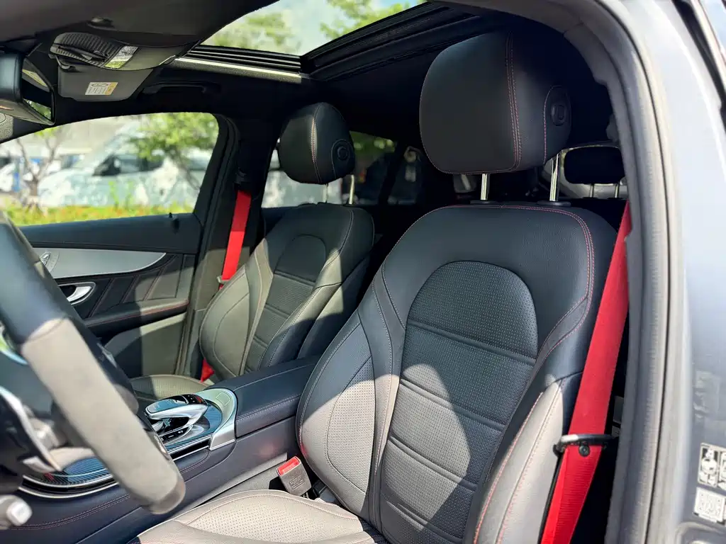 Mercedes-Benz GLC Coupe AMG — фото 15