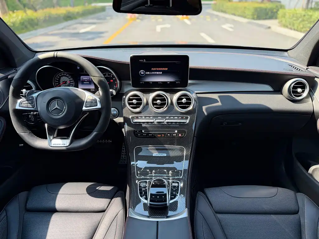 Mercedes-Benz GLC Coupe AMG — фото 18