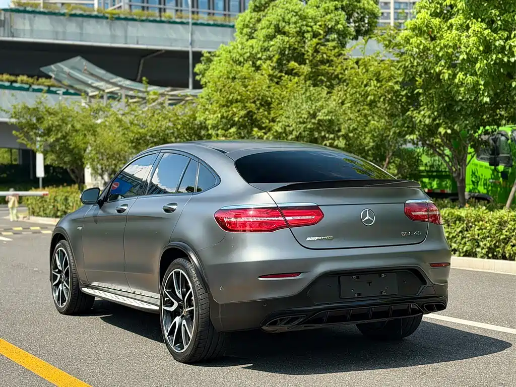 Mercedes-Benz GLC Coupe AMG — фото 6