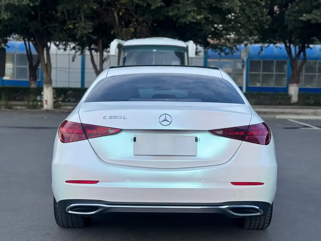 Mercedes-Benz C-Class — фото 11