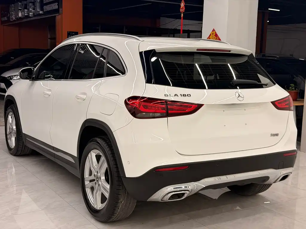 Mercedes-Benz GLA — фото 4