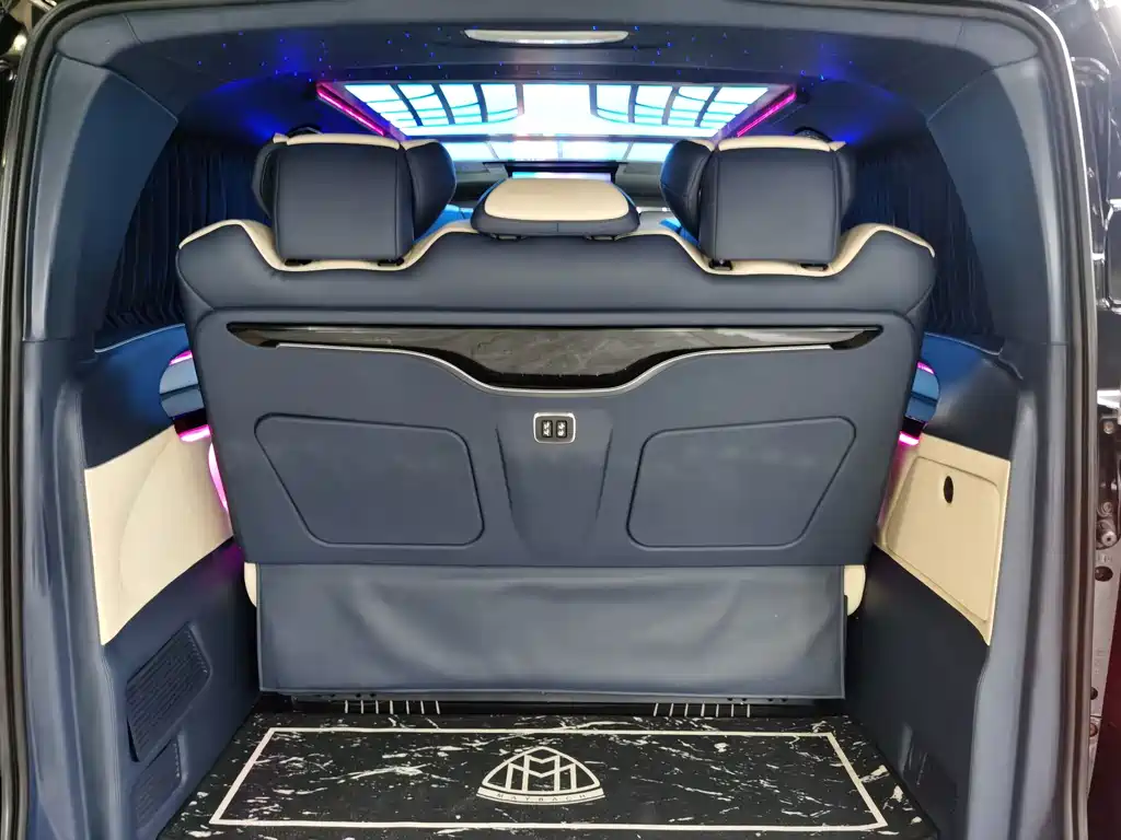 Mercedes-Benz Vito — фото 10