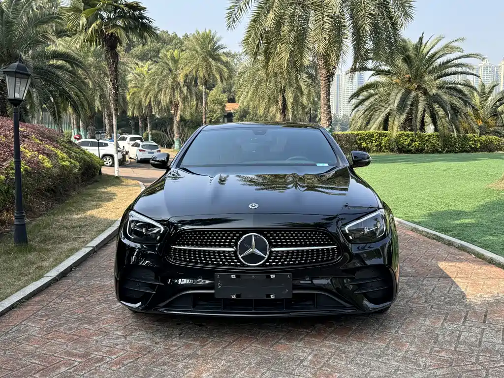 Mercedes-Benz E-Class (Import) — фото 2