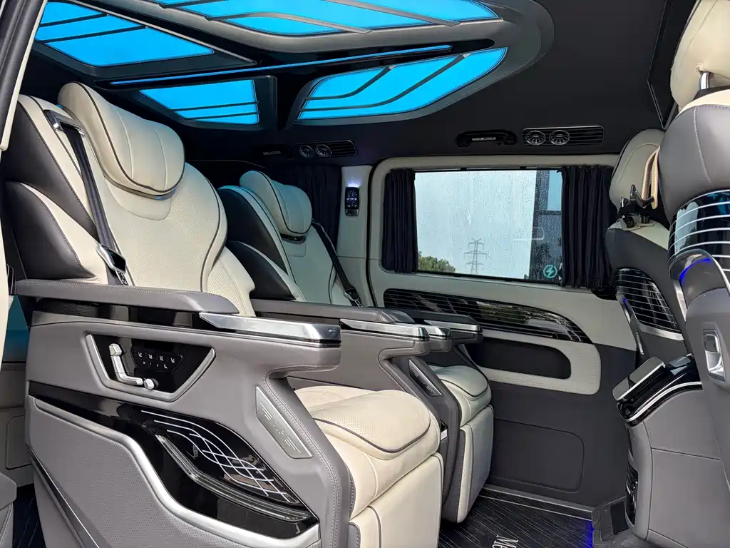 Mercedes-Benz Vito — фото 14