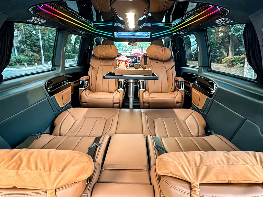Mercedes-Benz Vito — фото 32