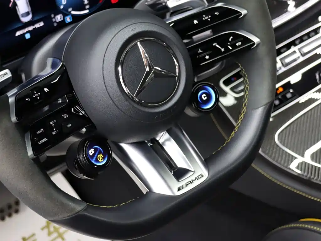 Mercedes-Benz E-Class AMG — фото 9
