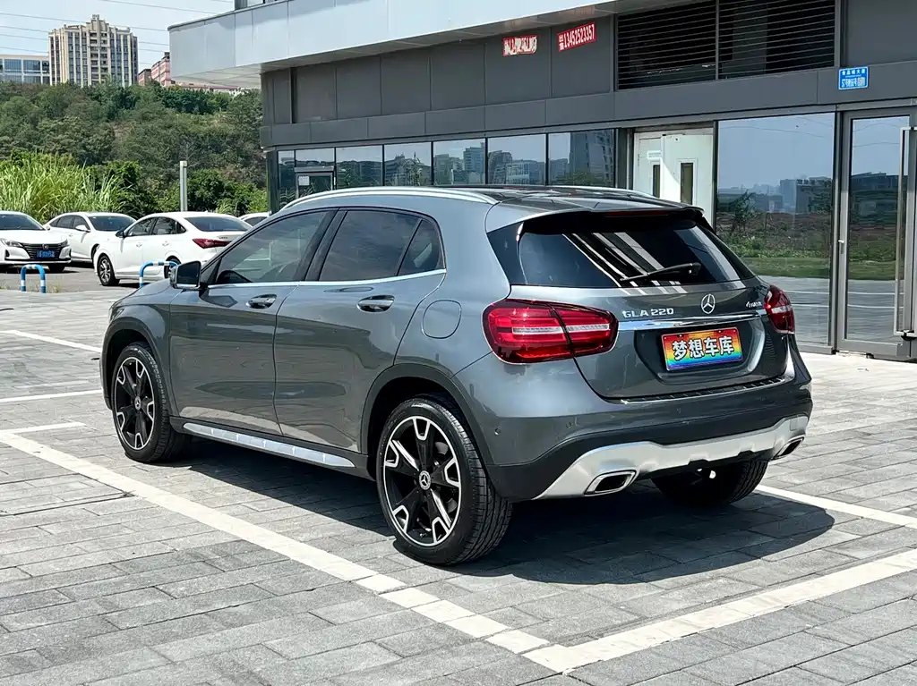 Mercedes-Benz GLA — фото 5