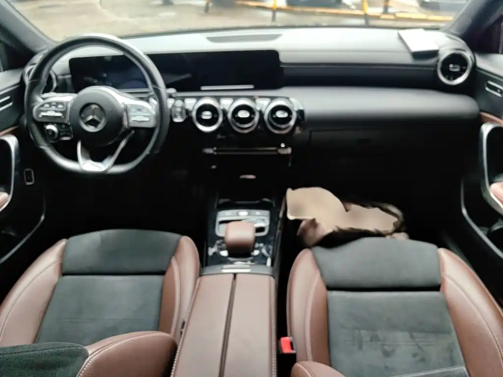 Mercedes-Benz A-Class — фото 10