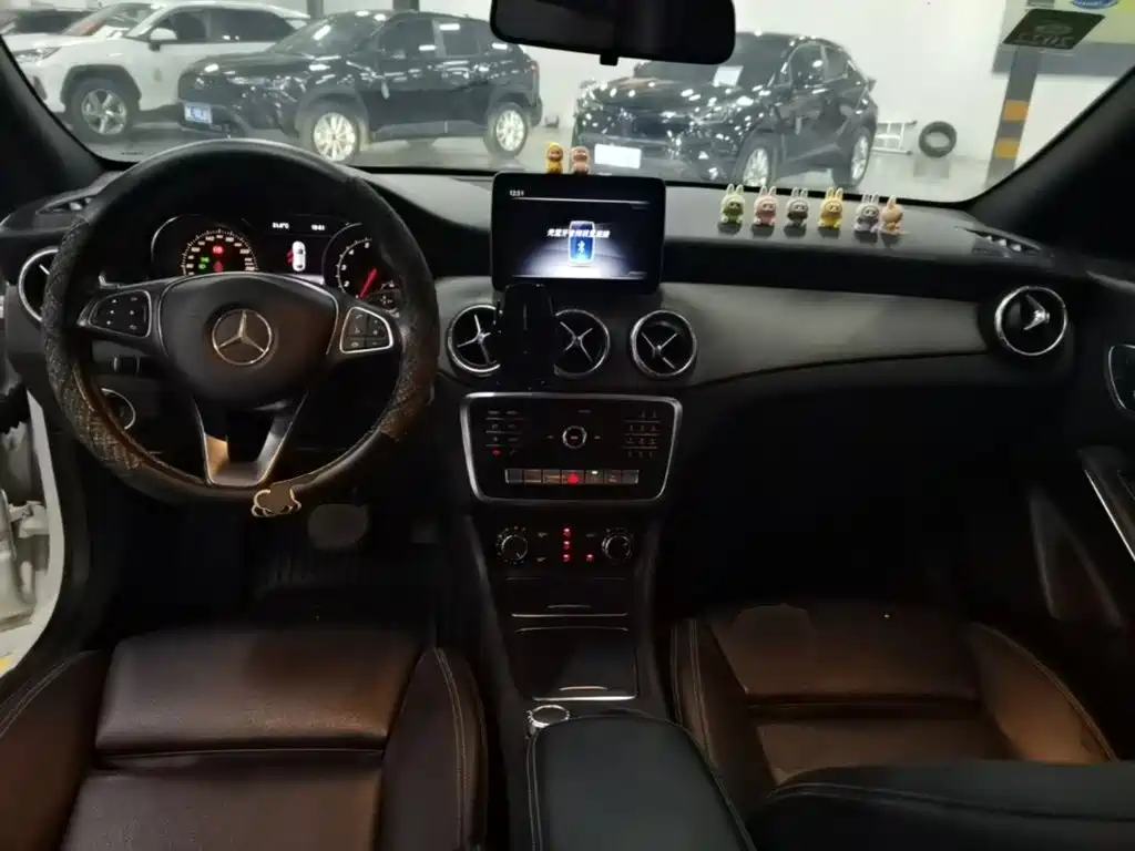 Mercedes-Benz CLA (Import) — фото 10