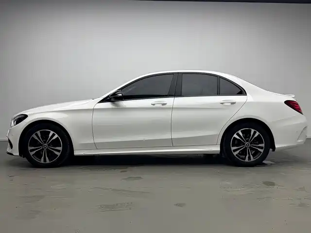 Mercedes-Benz C-Class — фото 4