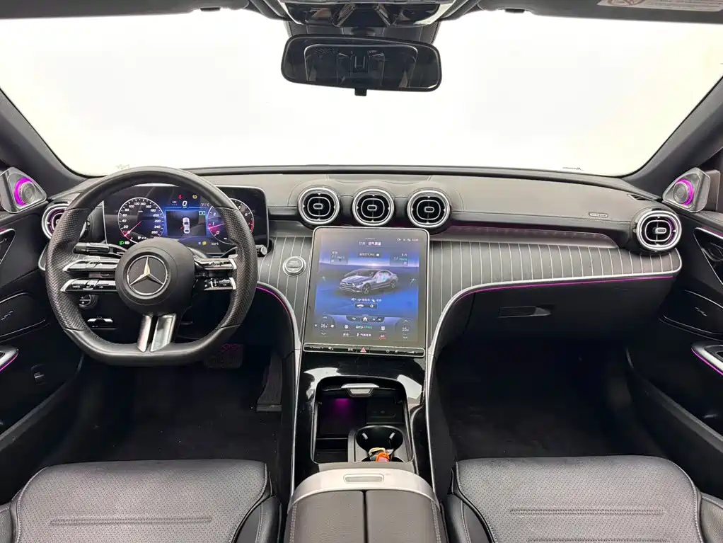 Mercedes-Benz C-Class — фото 10