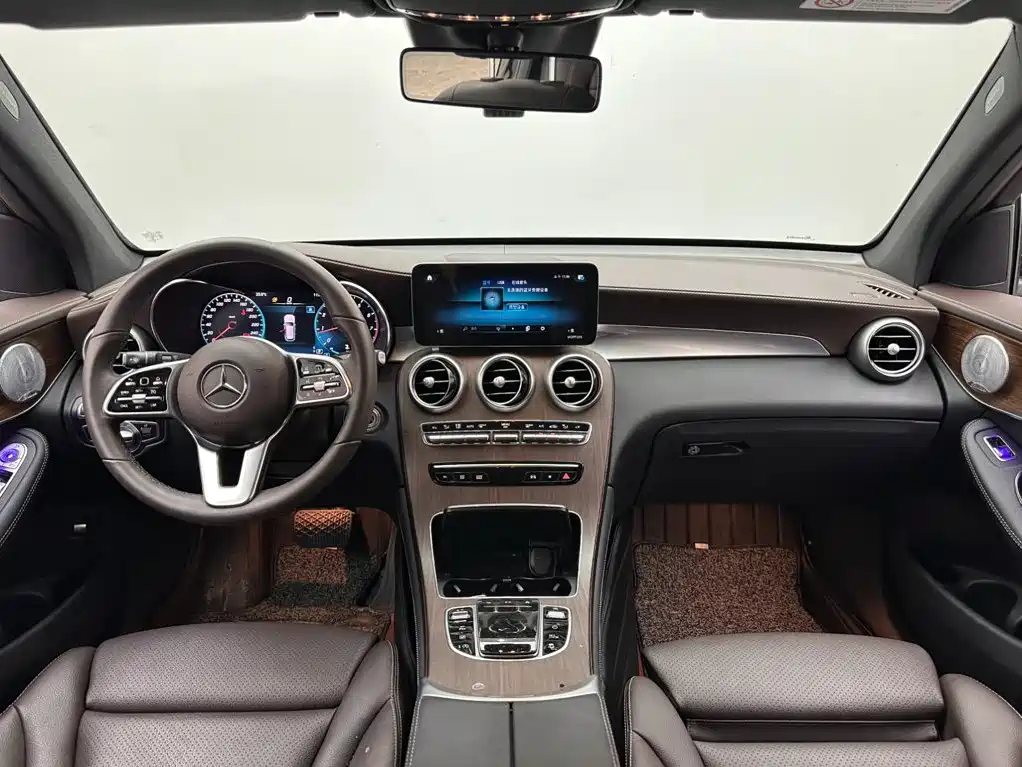 Mercedes-Benz GLC — фото 10