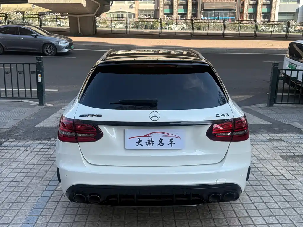 Mercedes-Benz C-Class AMG — фото 5