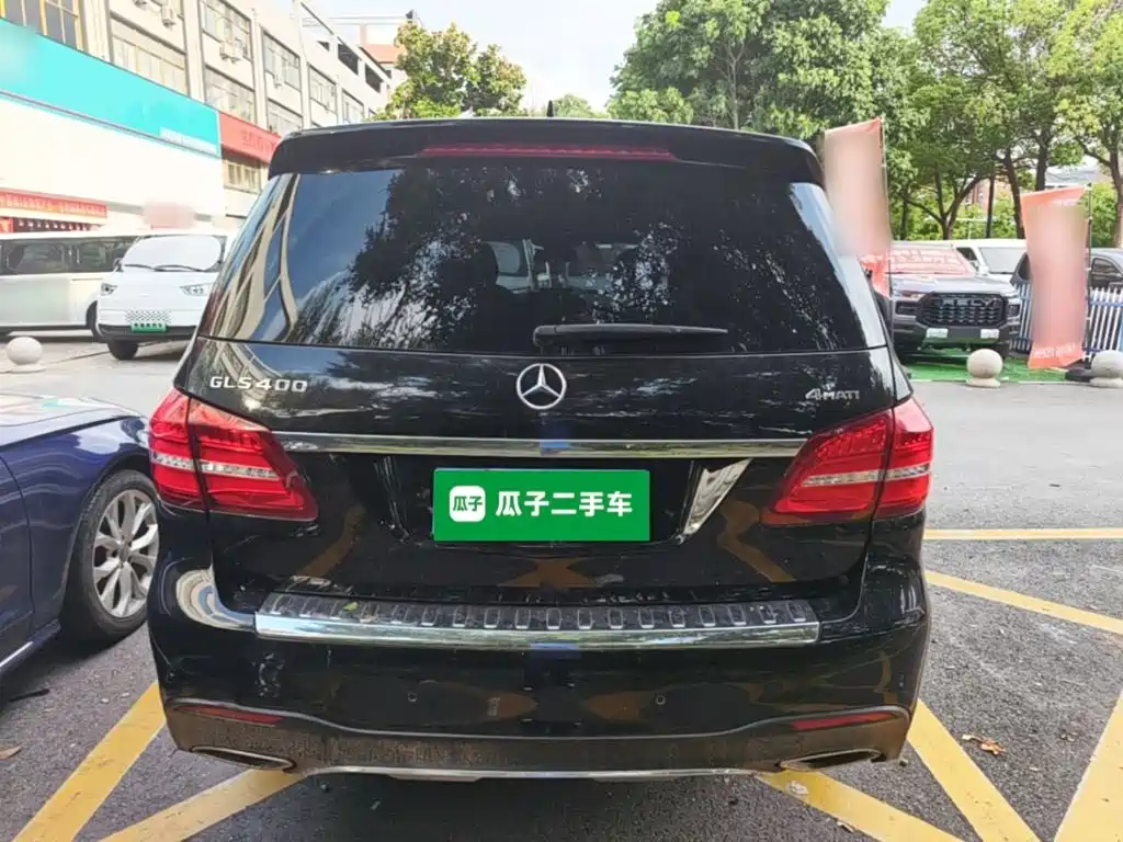 Mercedes-Benz GLS — фото 6