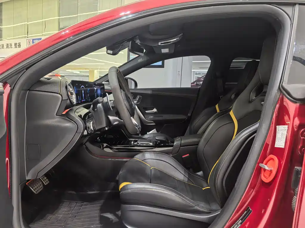 Mercedes-Benz CLA AMG — фото 9