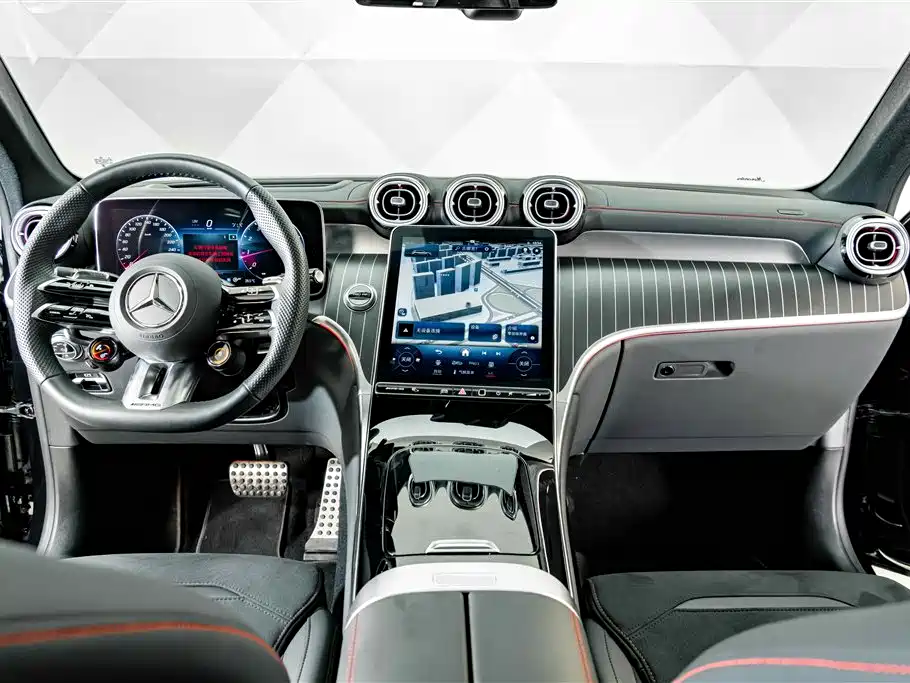 Mercedes-Benz GLC AMG — фото 14