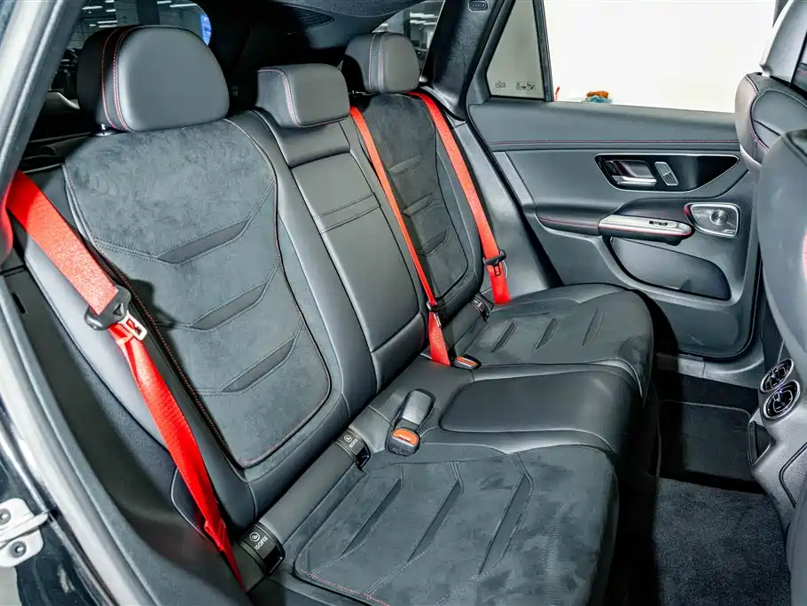 Mercedes-Benz GLC AMG — фото 22