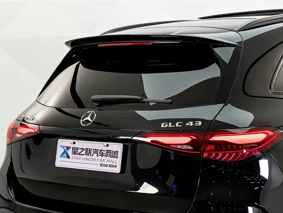 Mercedes-Benz GLC AMG — фото 8