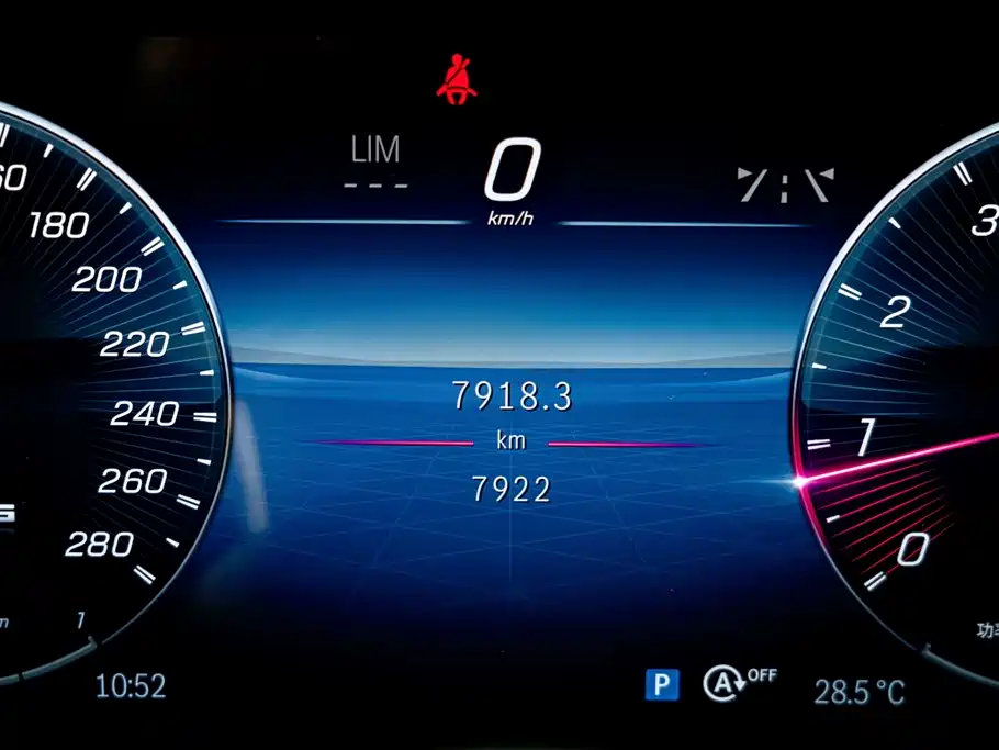 Mercedes-Benz GLC AMG — фото 10