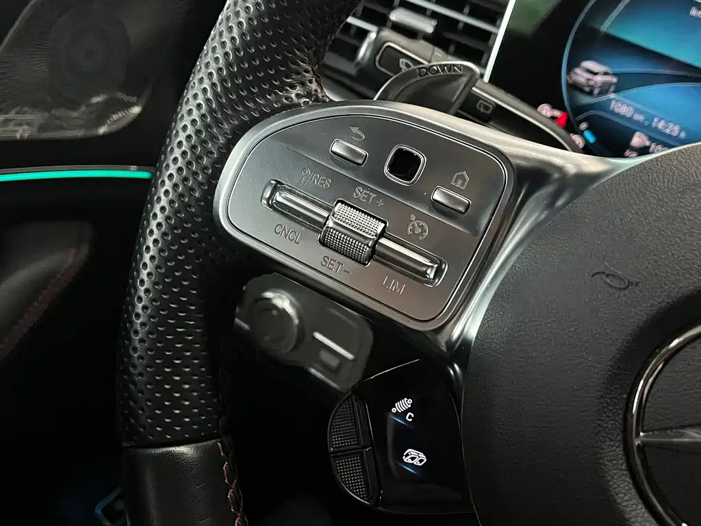 Mercedes-Benz GLE AMG — фото 17
