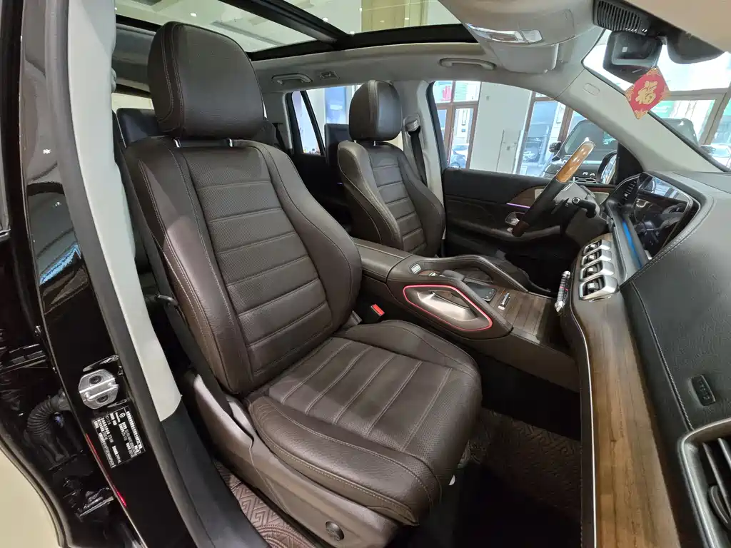 Mercedes-Benz GLS — фото 14