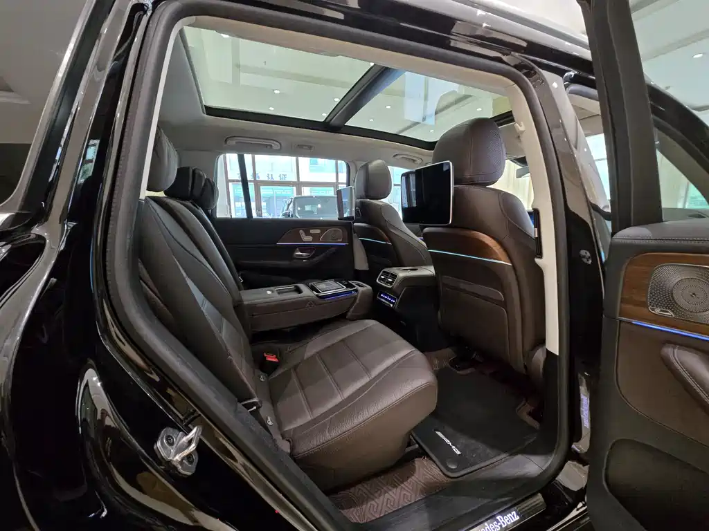 Mercedes-Benz GLS — фото 15