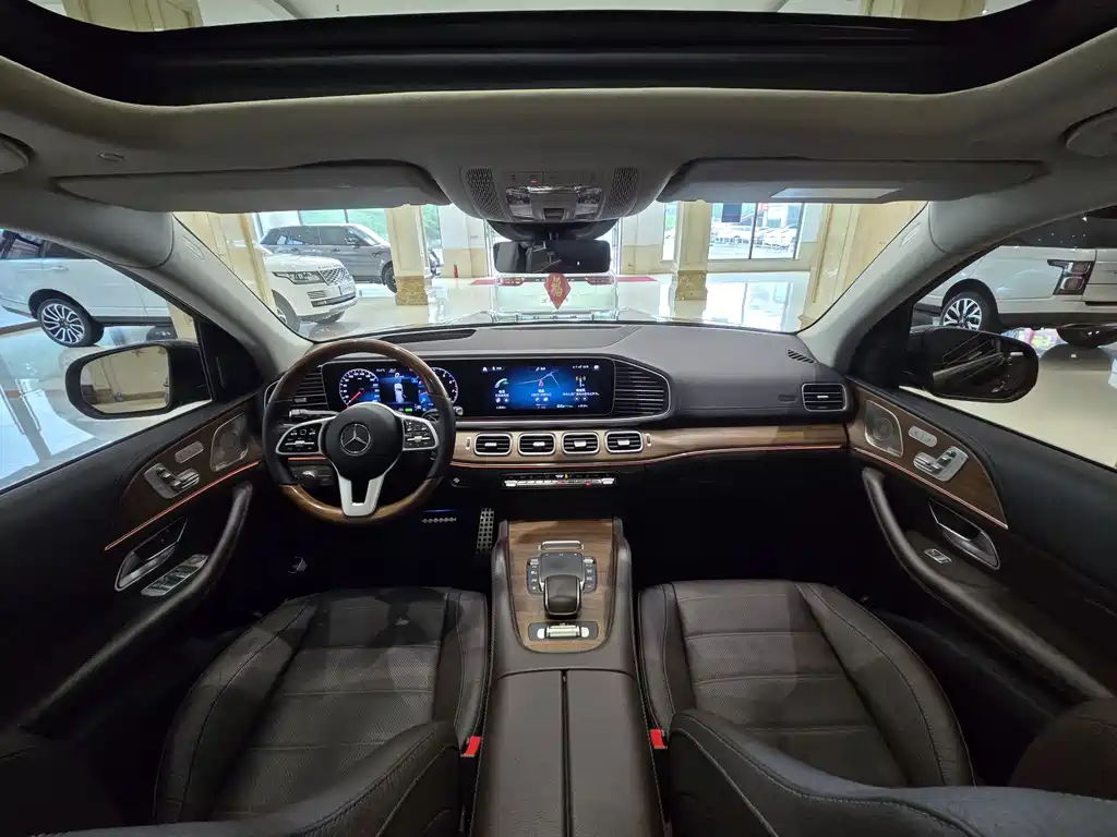 Mercedes-Benz GLS — фото 17