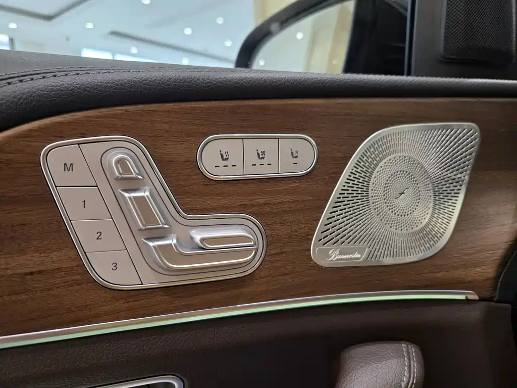 Mercedes-Benz GLS — фото 24