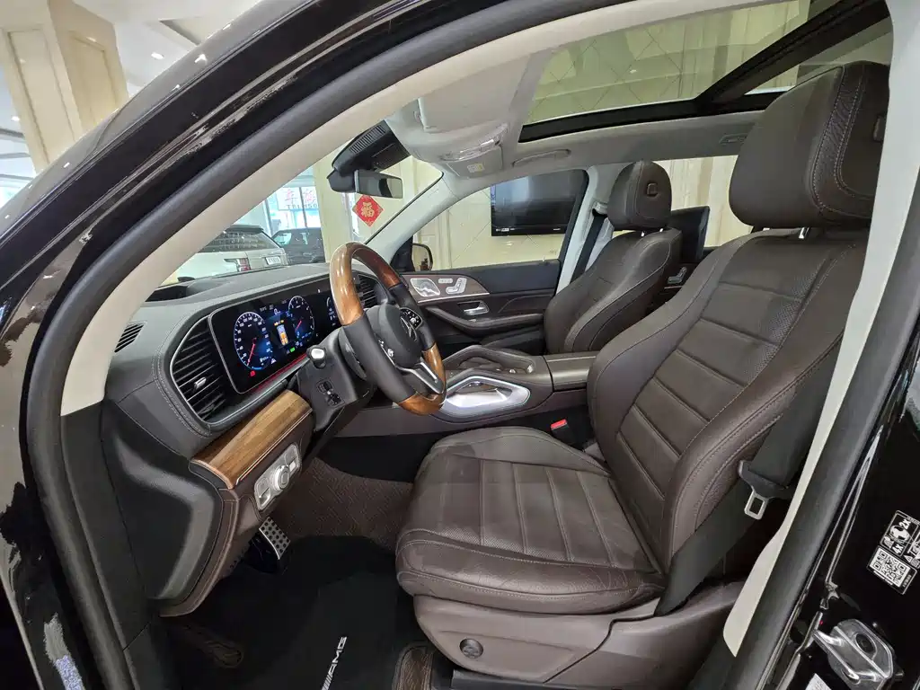 Mercedes-Benz GLS — фото 10
