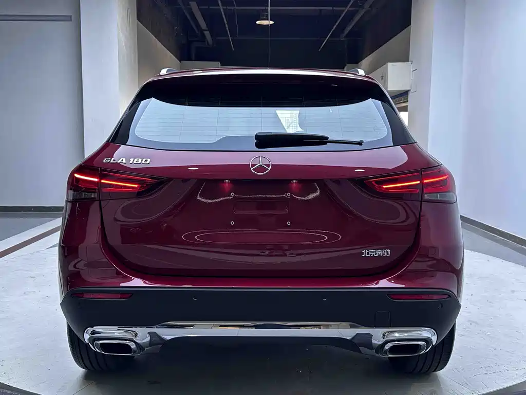 Mercedes-Benz GLA — фото 6