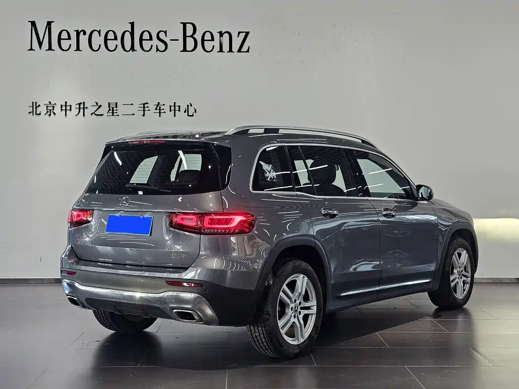 Mercedes-Benz GLB — фото 3