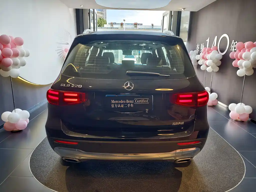 Mercedes-Benz GLB — фото 10