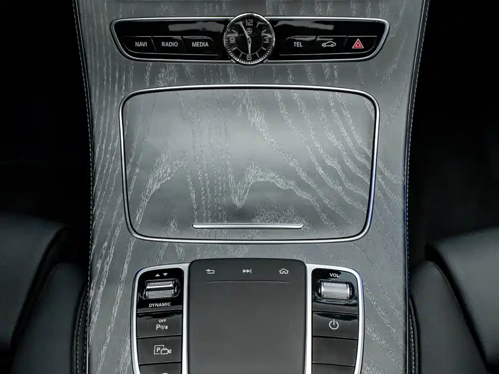Mercedes-Benz CLS — фото 19