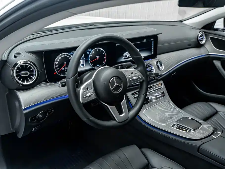 Mercedes-Benz CLS — фото 24