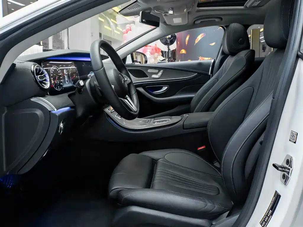 Mercedes-Benz CLS — фото 26