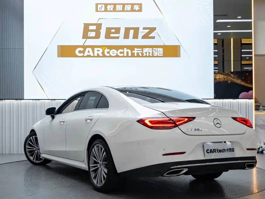 Mercedes-Benz CLS — фото 6
