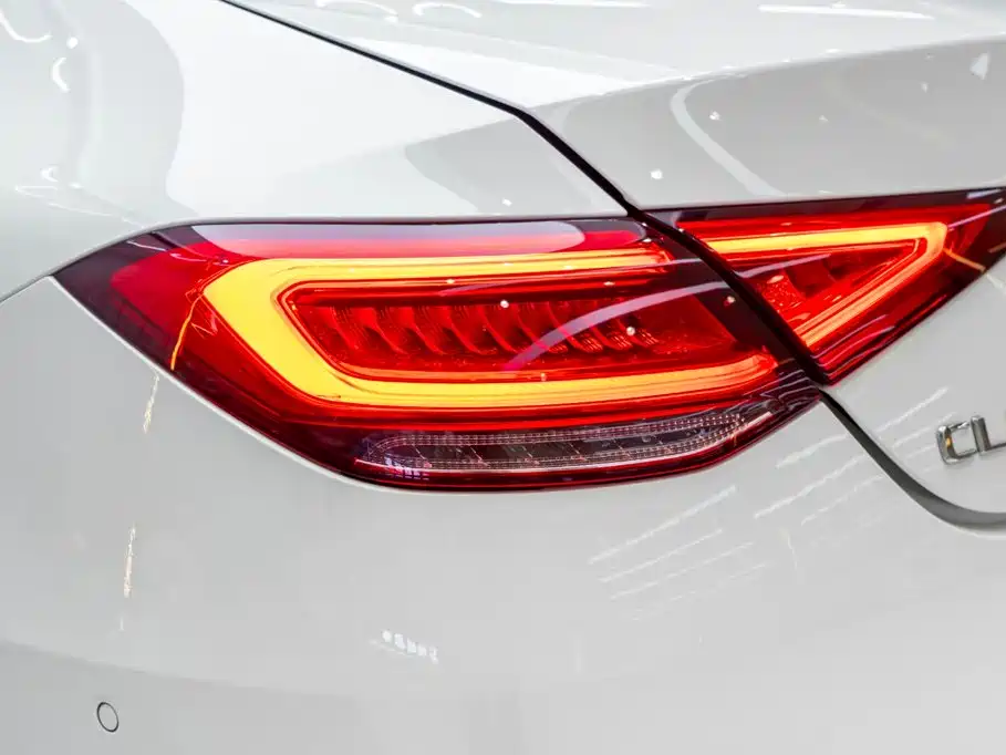 Mercedes-Benz CLS — фото 9