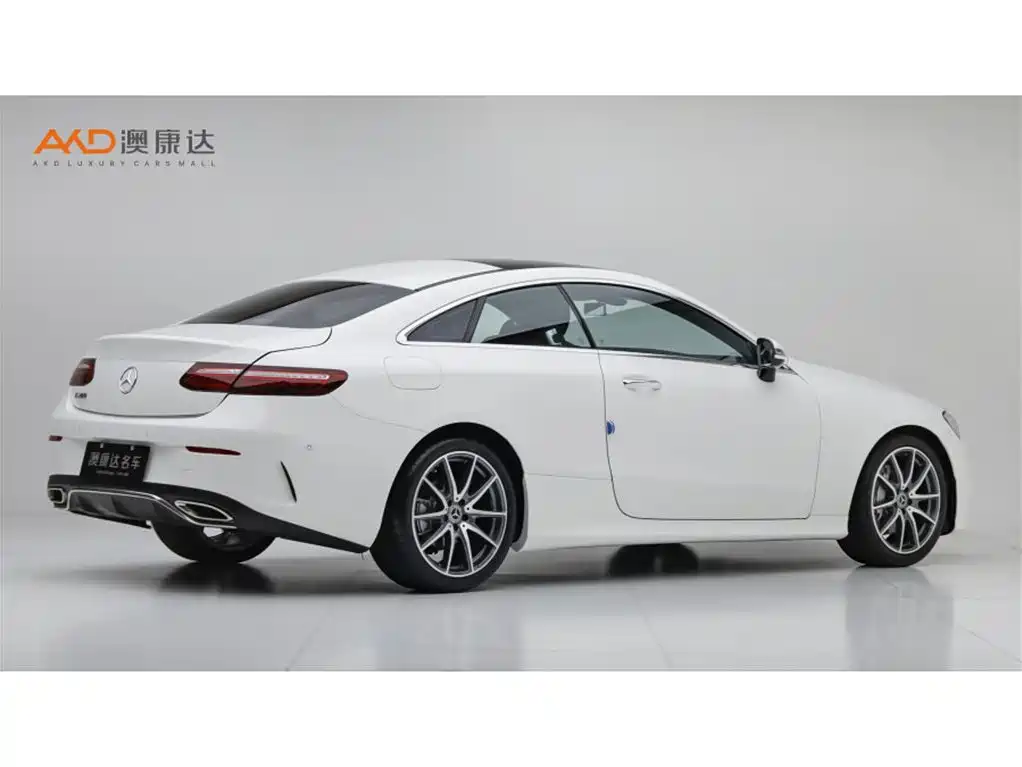 Mercedes-Benz E-Class (Import) — фото 3