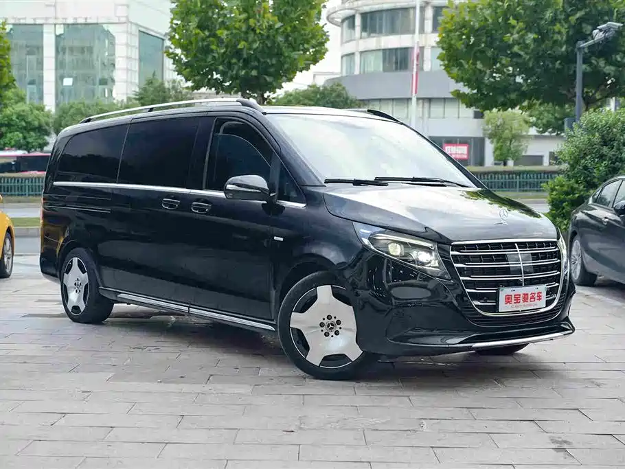 Mercedes-Benz V-Class — фото 3