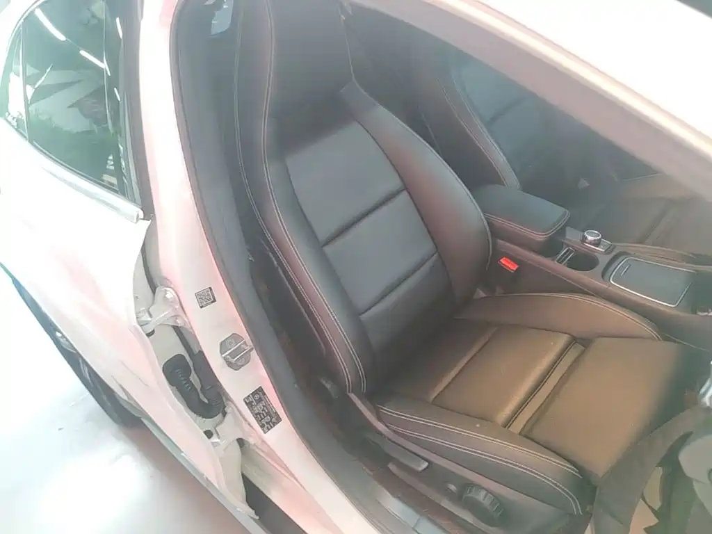 Mercedes-Benz GLA — фото 25